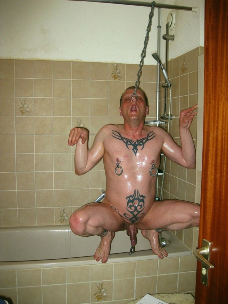 Naked men in social networks