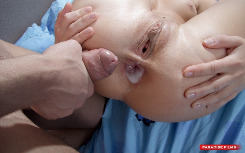 Anal young cum in the ass