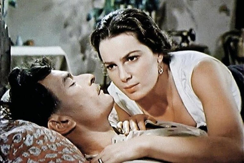 Elina Bystritskaya quiet Don Aksinya