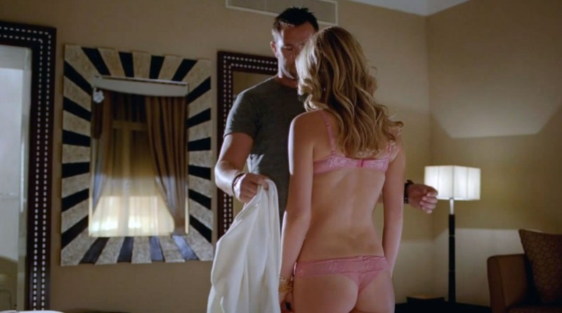 Annabell Wallis Sex Scene