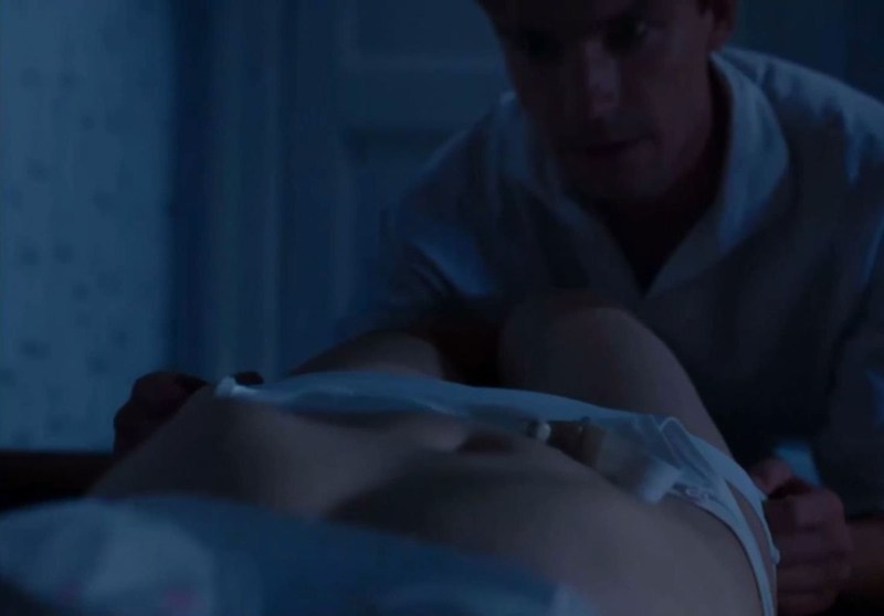 Zoya Berber bed scene in the film