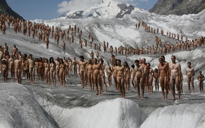 Spencer Tunick Dead Sea