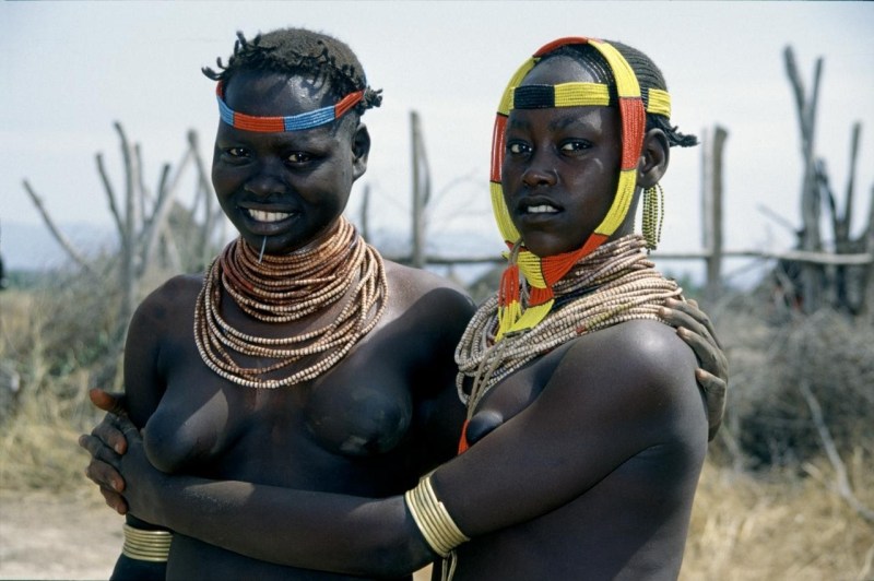 The anus of African tribes