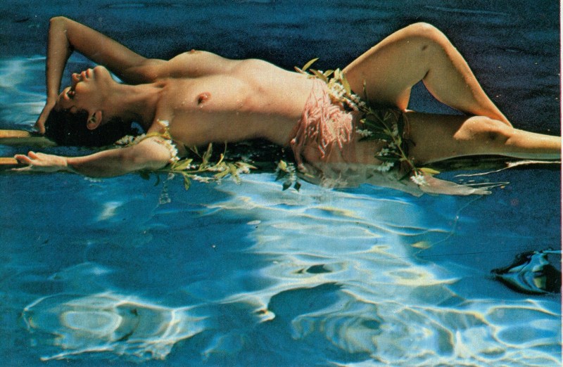 Naked Emmanuel Sylvia Cristel 1974