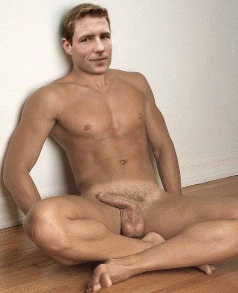 Naked guys stars Russia