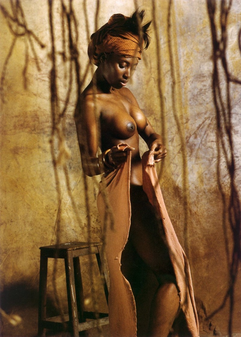 Naked African women