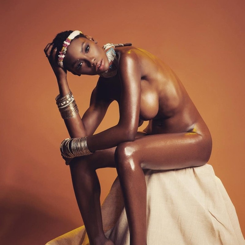 Daisy Cooper black nude