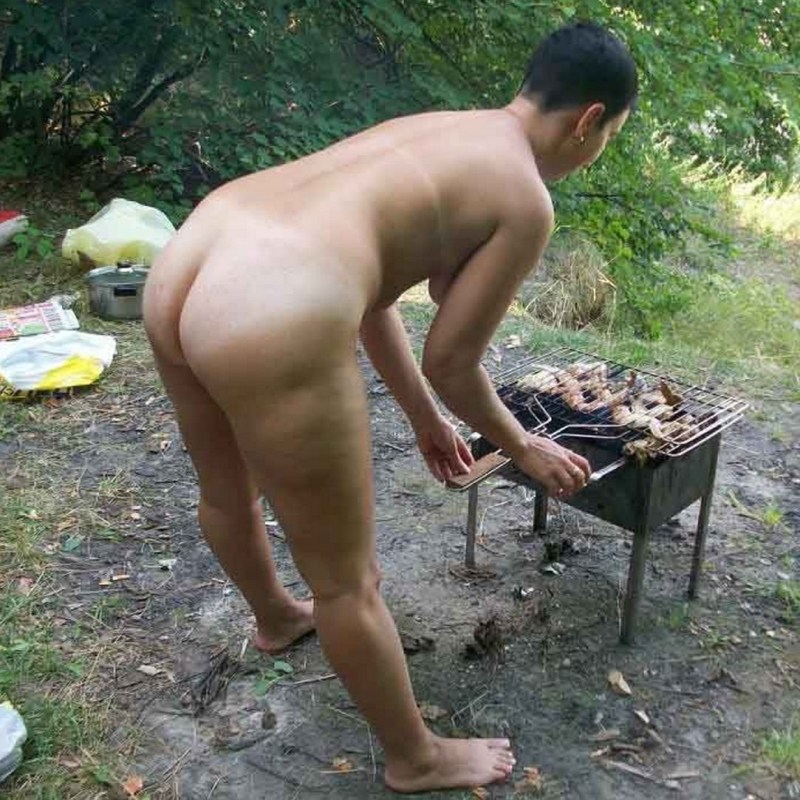 Girls naked on barbecue