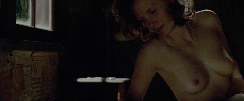 Jessica Chastain Tits